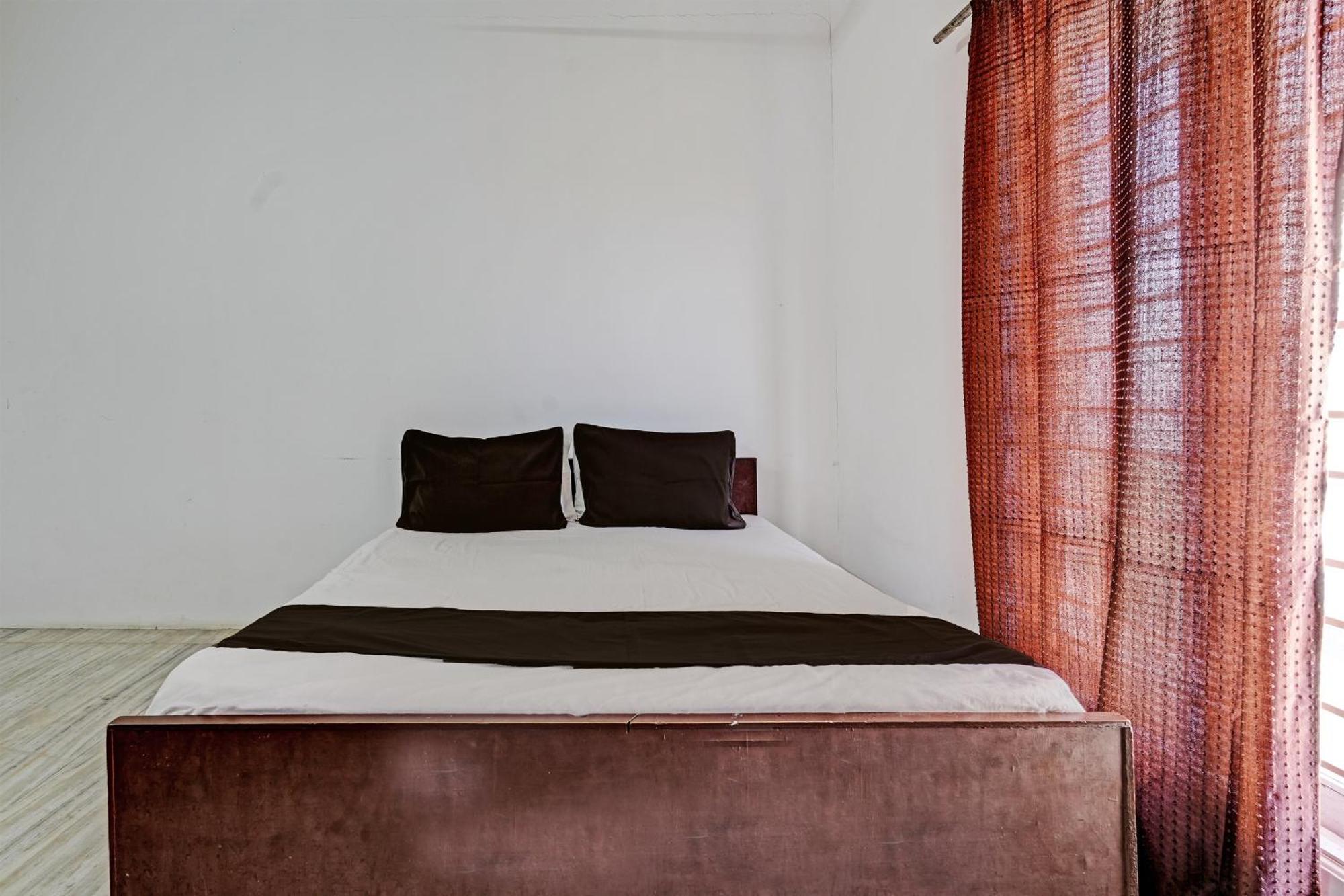 Oyo Flagship Ecr Goa Beach Resort شيناي المظهر الخارجي الصورة